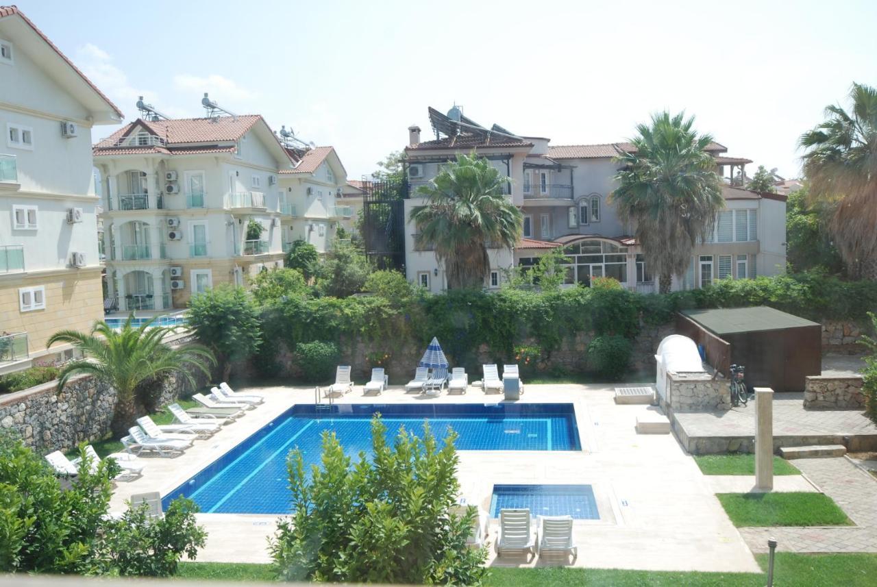 Saros Apartments Calis Beach Fethiye Exterior photo